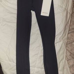 Black lululemon leggings